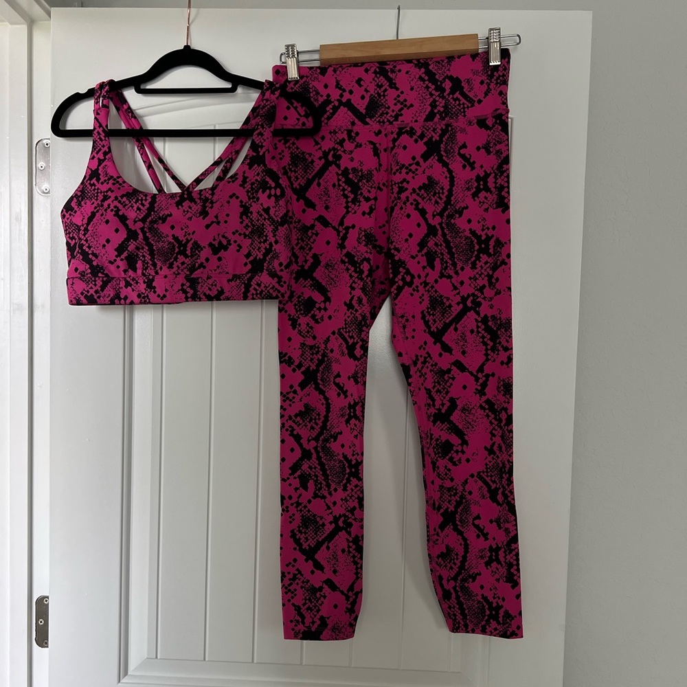 Joylab snake print set
